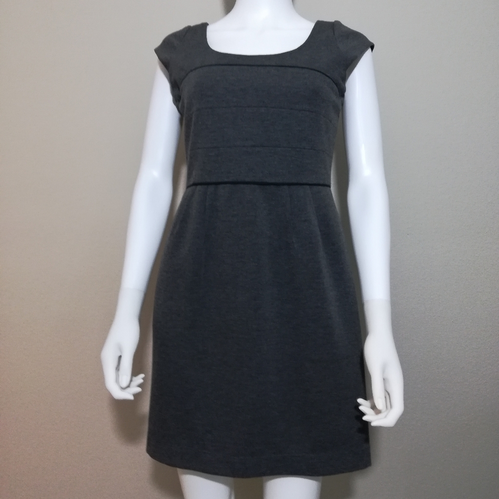 BCBG MAXAZRIA Grey Stretch Knit Dress
